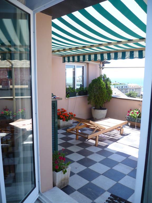 La Casa Sui Tetti Hotel Genoa Exterior photo