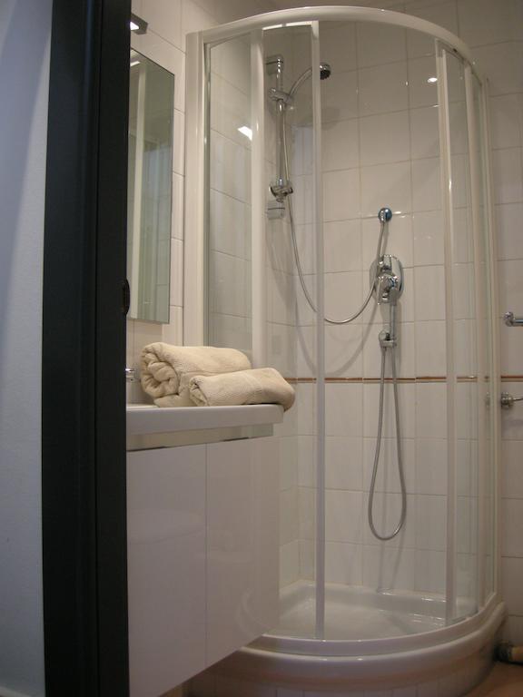 La Casa Sui Tetti Hotel Genoa Room photo